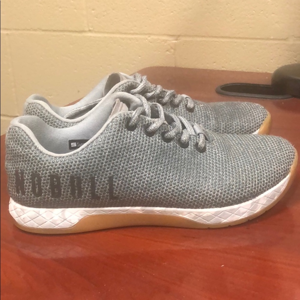 Women’s NoBull athletic trainers
